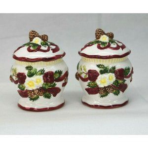 Vintage Urn Shaped Christmas Figural Salt And Pepper Shakers